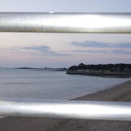 Petit Nid A 50m De La Au Coeur De شقة *