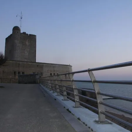 Appartamento Petit Nid à 50m De La Au Coeur De *